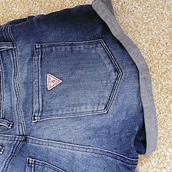 Guess short shorts size 26 - Picture 2 of 5